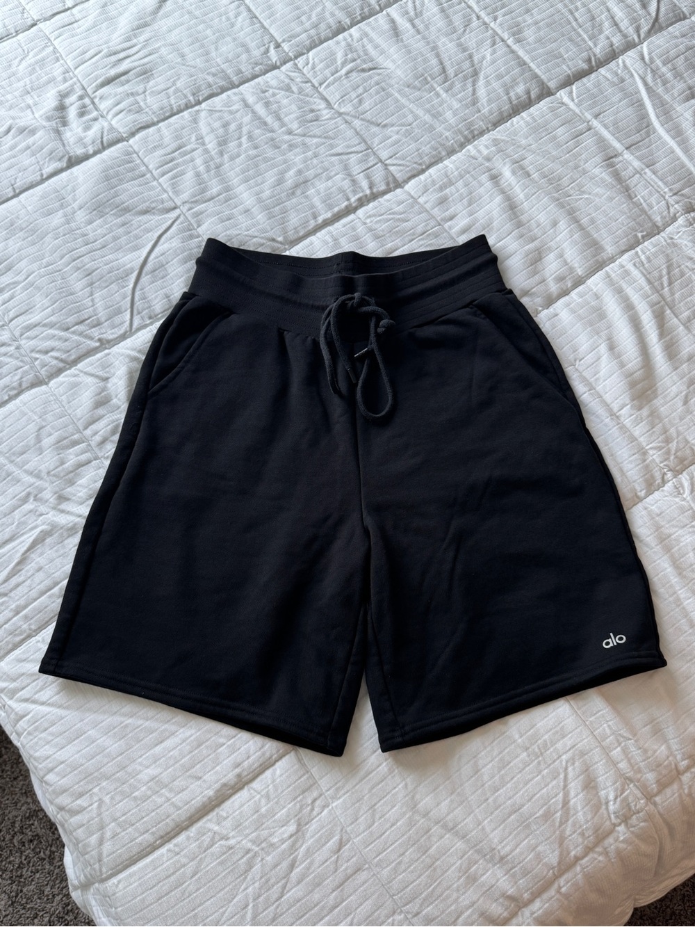 Alo yoga black loungewear shorts size M - Picture 2 of 10